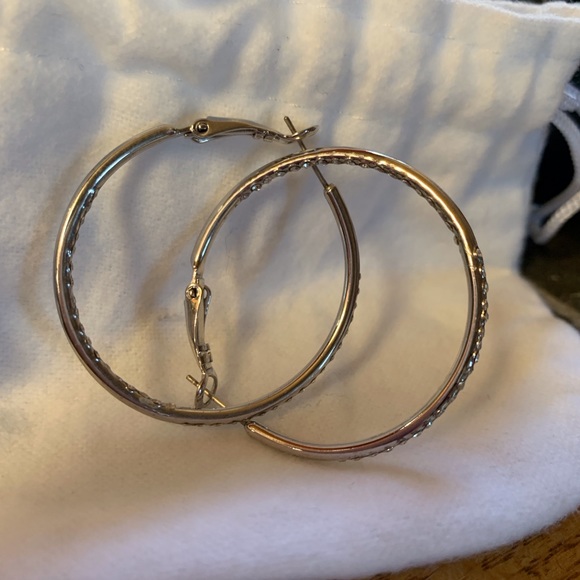 Sparkling Rhinestone Diamonte Hoops Silver NWOT
Diameter: 1.25” - Picture 7 of 10